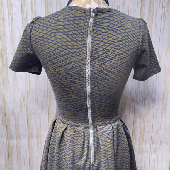 LuLaRoe Amelia Dress w/ Pockets, Zipper Back Blue & Olive Geometric Design - Picture 12 of 16